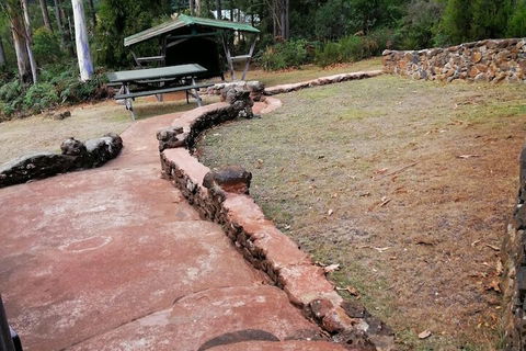 Minnow Cabins - Accommodation Mount Tamborine 2