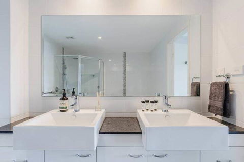 SOLARIS At Fingal Bay - Accommodation Mount Tamborine 6