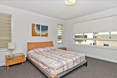 Deep Blue 8 - Accommodation Mount Tamborine 4