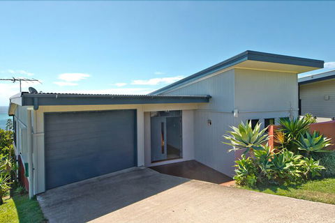 Blue Crab Beach House - Accommodation Mount Tamborine 1