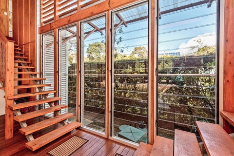 The Birdcage - Accommodation Mount Tamborine 6