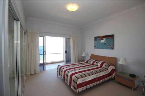 Deep Blue 12 - Accommodation Mount Tamborine 1