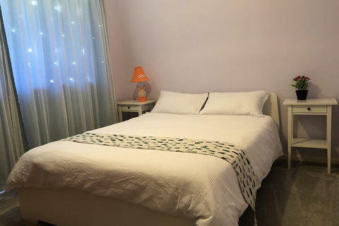 Canberra Entire House 3 Bedroom - Accommodation Mount Tamborine 2