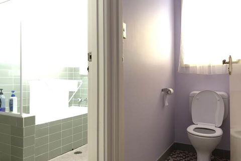 Canberra Entire House 3 Bedroom - Accommodation Mount Tamborine 6