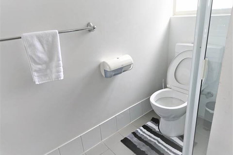 Fantasia Glenelg Studio Apartments - Accommodation Mount Tamborine 6