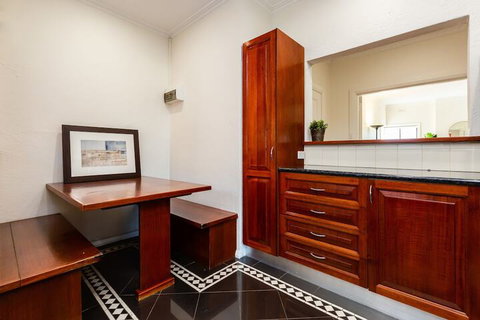 Lighthouse Cozy 2BDR With CITY VIEWS - Accommodation Mount Tamborine 2