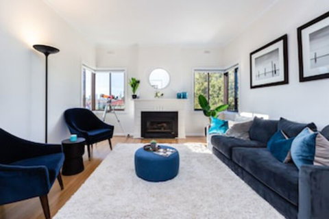 Lighthouse Cozy 2BDR With CITY VIEWS - Accommodation Mount Tamborine 0