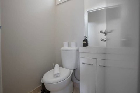 70 Greenbell Doncaster - Accommodation Mount Tamborine 4