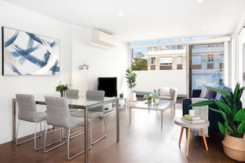 Urban Rest - Riley St - Accommodation Mount Tamborine 0