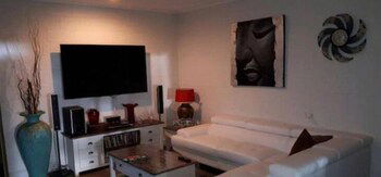 La Casa De Playa - Accommodation Mount Tamborine 4