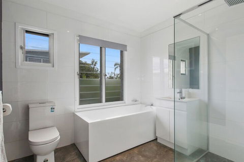 BEACH HOUSE On PEARL - Accommodation Mount Tamborine 7