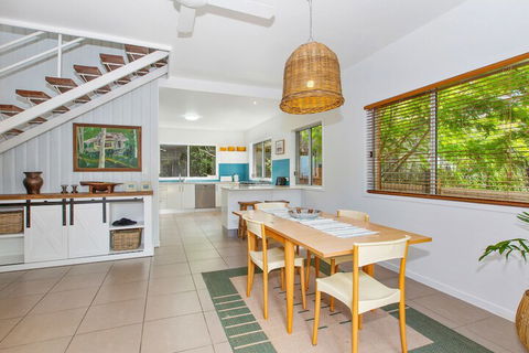 BEACH HOUSE On PEARL - Accommodation Mount Tamborine 3