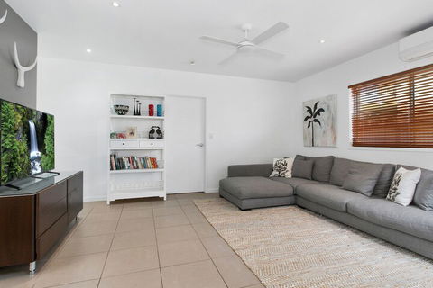 BEACH HOUSE On PEARL - Accommodation Mount Tamborine 2