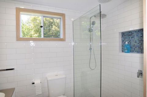 Inlet Dreaming Free Wifi - Accommodation Mount Tamborine 4