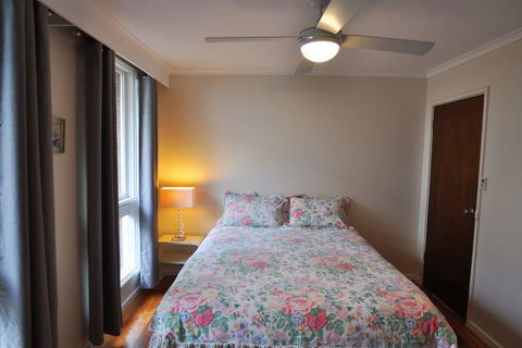 Salty Sands Meters From THE Beach Free Wifi - Accommodation Mount Tamborine 5