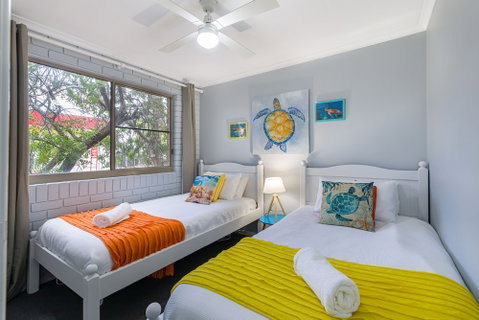 Family, Romance, Fun On Kings Beach - Accommodation Mount Tamborine 1