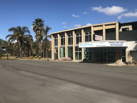 Rivers Apartments & Motel Sale Gippsland - Accommodation Mount Tamborine 6