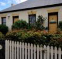 Sargeants  Armoury Cottages 1823 - Accommodation Mount Tamborine