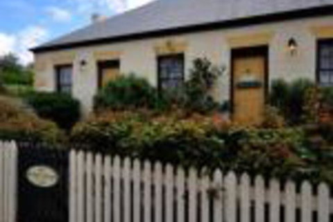 Sargeants & Armoury Cottages 1823 - Accommodation Mount Tamborine 0