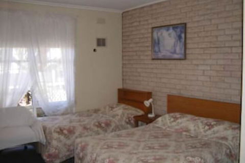 Colonial Lodge Motel Geelong - Accommodation Mount Tamborine 3