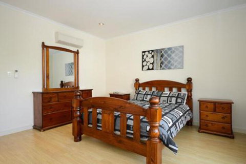 The Block Townhouses - Accommodation Mount Tamborine 7