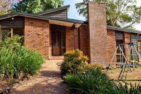 Minimbah Farm Cottages Family Farmstay Choose From 2 & 3 Bedroom Cottages & 6 Bedroom House - Accommodation Mount Tamborine 3