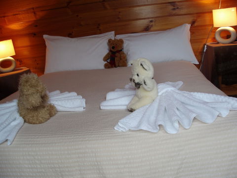 Boat Harbour Garden Cottages - Accommodation Mount Tamborine 3