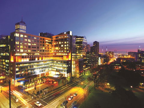 Oaks Melbourne On William Suites - Accommodation Mount Tamborine 0