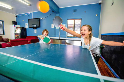 Reflections Holiday Parks Shaws Bay - Accommodation Mount Tamborine 4