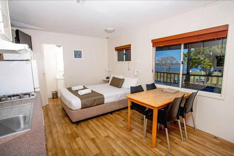 Reflections Holiday Parks Shaws Bay - Accommodation Mount Tamborine 2