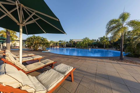 Oaks Cable Beach Resort - Accommodation Mount Tamborine 3