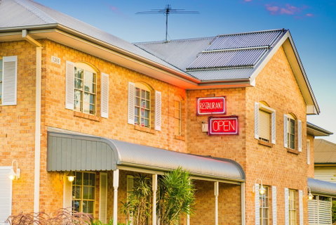 Coopers Colonial Motel - Accommodation Mount Tamborine 1