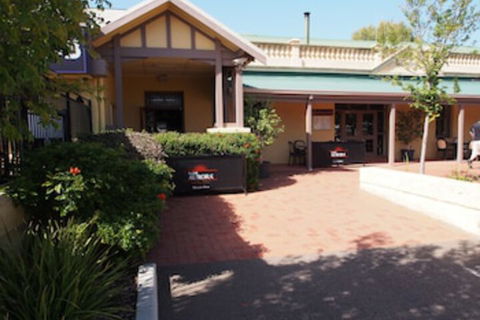Dongara Hotel Motel - Accommodation Mount Tamborine 0
