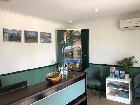 McNevins Loganholme Motel - Accommodation Mount Tamborine 6