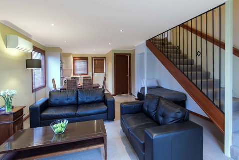 Best Western Colonial Village Motel - Accommodation Mount Tamborine 4