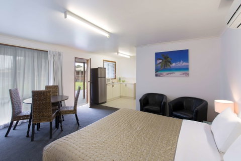 Best Western Colonial Village Motel - Accommodation Mount Tamborine 6