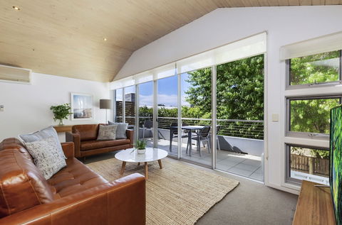 The Victoria - Accommodation Mount Tamborine 5