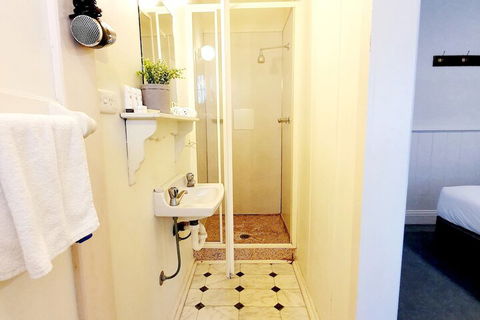 Point Lonsdale Guest House - Accommodation Mount Tamborine 6