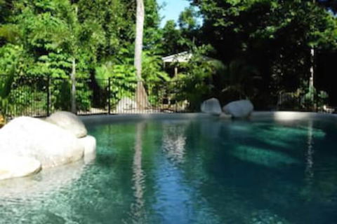 Boutique Bungalows - Accommodation Mount Tamborine 4