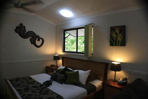 Boutique Bungalows - Accommodation Mount Tamborine 7