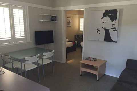 Brisbane Street Studios - Accommodation Mount Tamborine 4