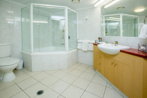 Springwood Tower Apartment Hotel - Accommodation Mount Tamborine 4