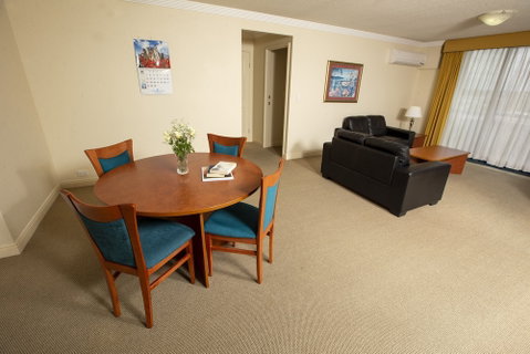 Springwood Tower Apartment Hotel - Accommodation Mount Tamborine 6