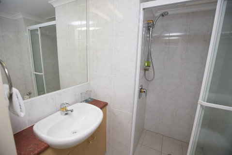 Springwood Tower Apartment Hotel - Accommodation Mount Tamborine 3