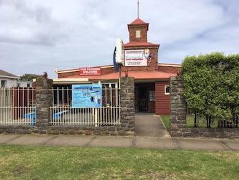 Warrnambool Beach Backpackers - Accommodation Mount Tamborine 1