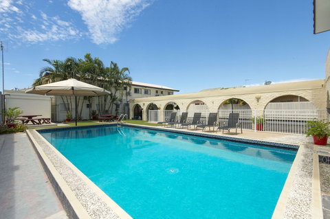 Coral Sands Motel - Accommodation Mount Tamborine 2