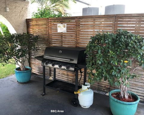 Coral Sands Motel - Accommodation Mount Tamborine 1