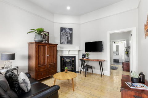 Boutique Studio On Ryrie 5 Serviced Studios Geelong CBD - Accommodation Mount Tamborine 4