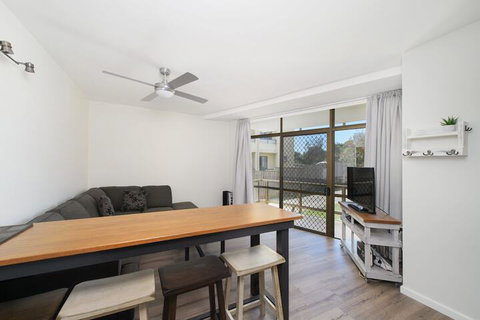 Flynns Beach Apartments 4 41 Pacific Drive - Accommodation Mount Tamborine 1