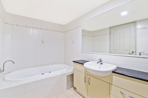 Flightdeck 301 5 7 Clarence Street - Accommodation Mount Tamborine 5